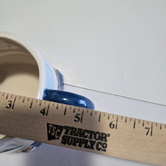 Volkswagen Bus Mug - Picture 8 of 9